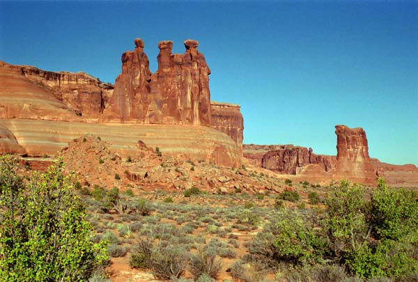 Photo - Three Gossips