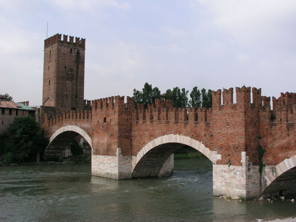 Photo - Ponte Scaligero